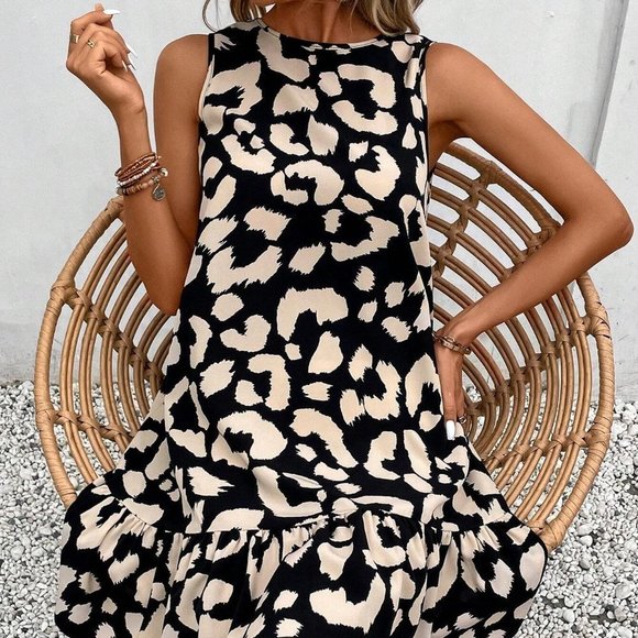 Leopard Print Tie Back Ruffle Hem Smock Dress Black - Picture 1 of 5